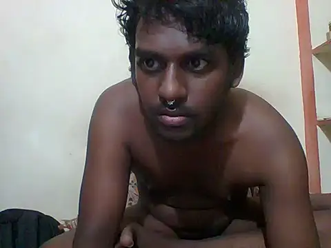 Snapshot of Slavebottombdsm09 chatting on June 5, 3:40 pm Slavebottombdsm09 online show from June 5, 3:40 pm