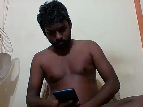 Snapshot of Slavebottombdsm09 chatting on January 14, 12:03 am Slavebottombdsm09 online show from January 14, 12:03 am