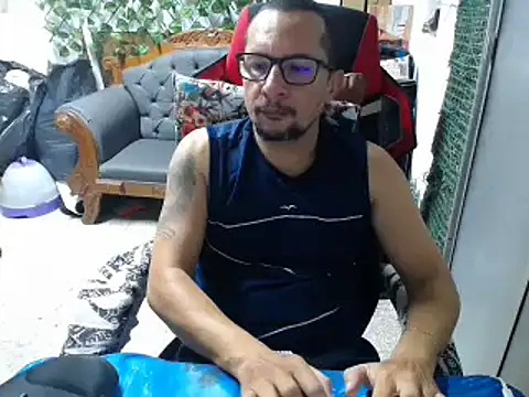 Snapshot of alexam_gal@xh chatting on March 15, 1:19 am alexam galxh online show from March 15, 1:19 am