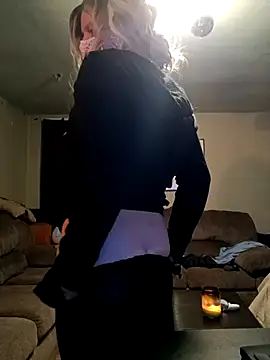 LittleblondeTS online show from February 13, 3:50 am