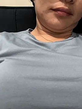 angel pussie online show from November 10, 3:33 am