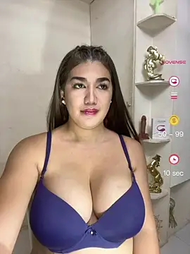 Snapshot of SexyFatHugeCock chatting on July 11, 11:38 pm SexyFatHugeCock online show from July 11, 11:38 pm