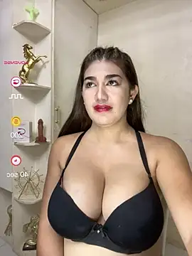 Snapshot of SexyFatHugeCock chatting on July 9, 9:25 pm SexyFatHugeCock online show from July 9, 9:25 pm