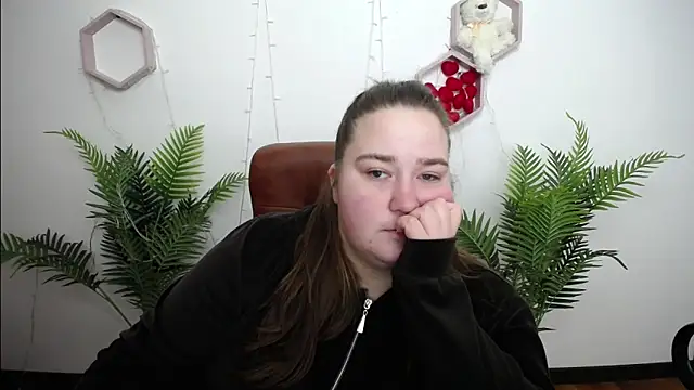 XX Daniella XX online show from March 6, 9:15 am