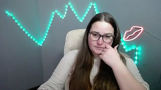 XX Daniella XX online show from April 15, 6:30 am