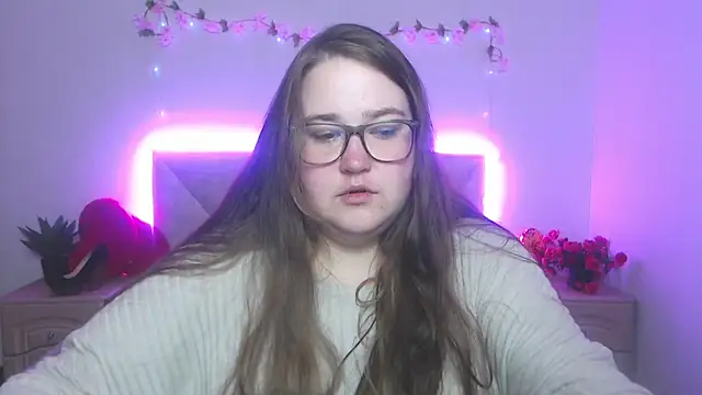Snapshot of XX_Daniella_XX chatting on April 30, 6:42 am XX Daniella XX online show from April 30, 6:42 am