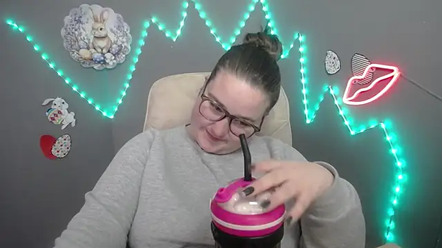 XX Daniella XX online show from April 9, 6:15 am