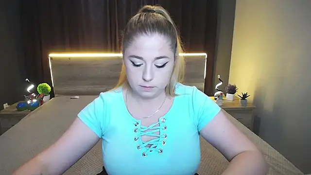 JessikaDaniel online show from October 11, 6:25 am