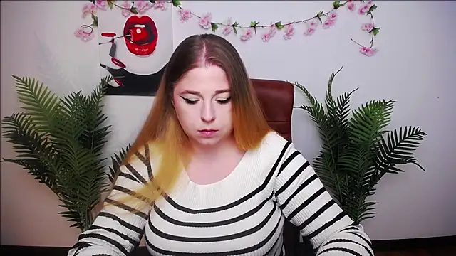 JessikaDaniel online show from February 6, 7:37 am