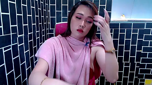 9inSelfSucker online show from September 19, 8:29 am