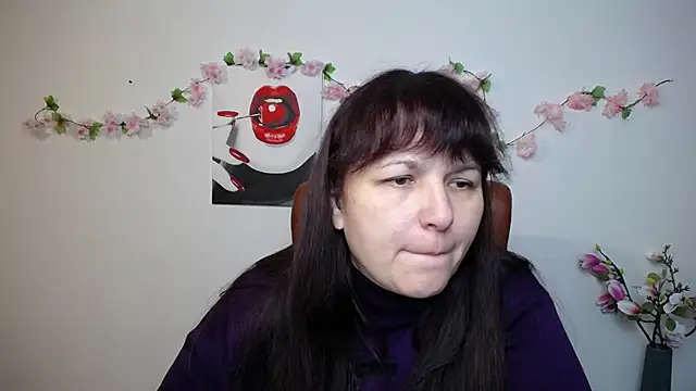 Snapshot of AliceInksSweetty chatting on November 8, 7:01 am AliceInksSweetty online show from November 8, 7:01 am