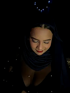 Snapshot of Maryam_yamal chatting on September 23, 9:00 pm Maryam yamal online show from September 23, 9:00 pm