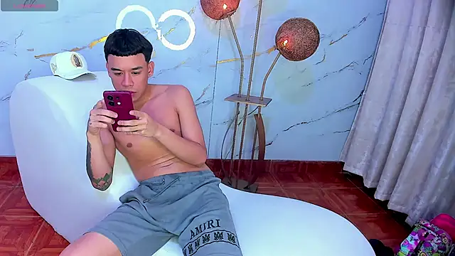 SecretsParty online show from November 2, 8:03 pm