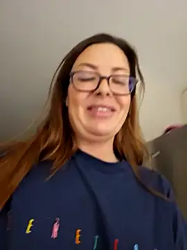 RebeccaXO  online show from January 24, 3:43 am