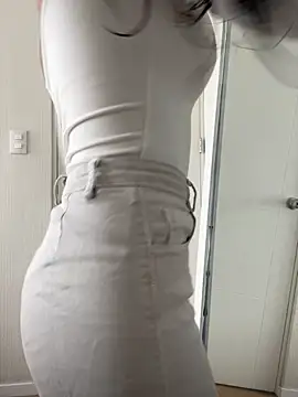 DulceMya6 online show from September 14, 6:30 pm