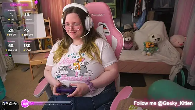Snapshot of Geeky_Kitten chatting on March 10, 3:45 am Geeky Kitten online show from March 10, 3:45 am