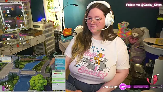 Snapshot of Geeky_Kitten chatting on October 16, 1:19 pm Geeky Kitten online show from October 16, 1:19 pm