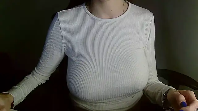 Vampirosa online show from March 4, 11:18 am