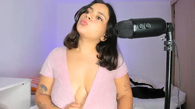 susy angel online show from March 25, 11:58 pm