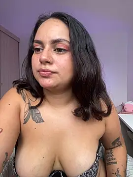 susy angel online show from March 3, 9:11 pm