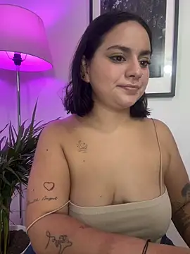 Snapshot of susy_angel chatting on October 13, 11:16 pm susy angel online show from October 13, 11:16 pm