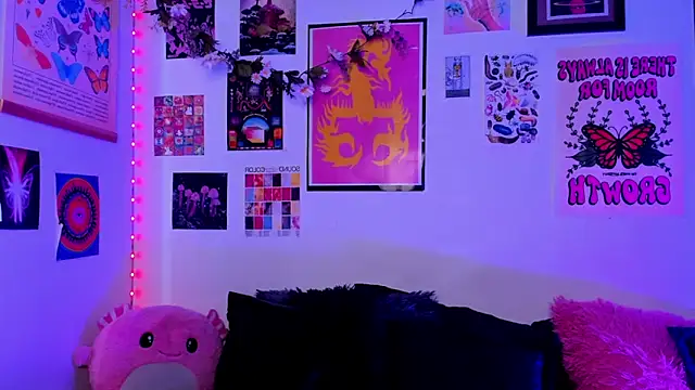 johnnyalx online show from April 11, 8:01 pm