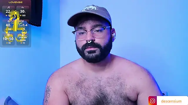 Snapshot of johnnyalx chatting on June 25, 1:14 am johnnyalx online show from June 25, 1:14 am
