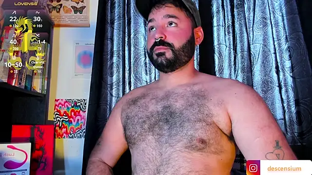 Snapshot of johnnyalx chatting on June 14, 3:24 pm johnnyalx online show from June 14, 3:24 pm