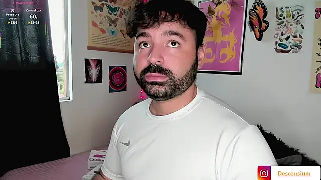 johnnyalx online show from November 16, 8:02 pm