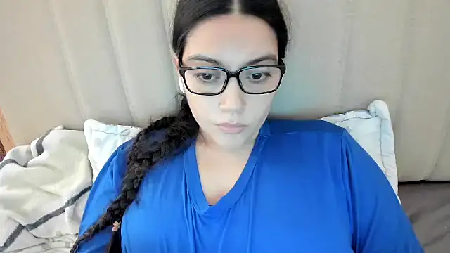 Snapshot of roniewester chatting on June 27, 7:42 pm roniewester online show from June 27, 7:42 pm