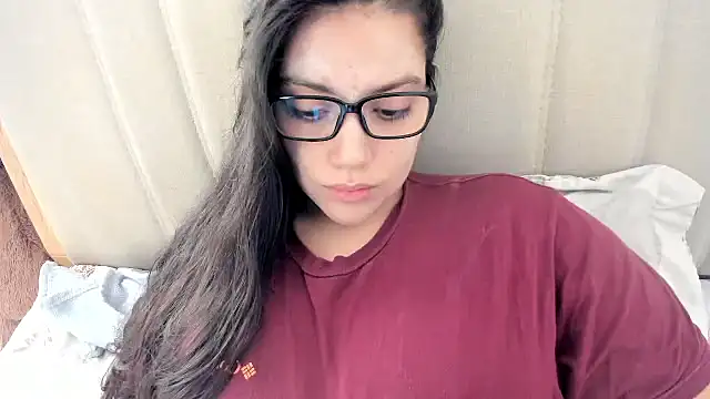 roniewester online show from December 19, 1:57 pm