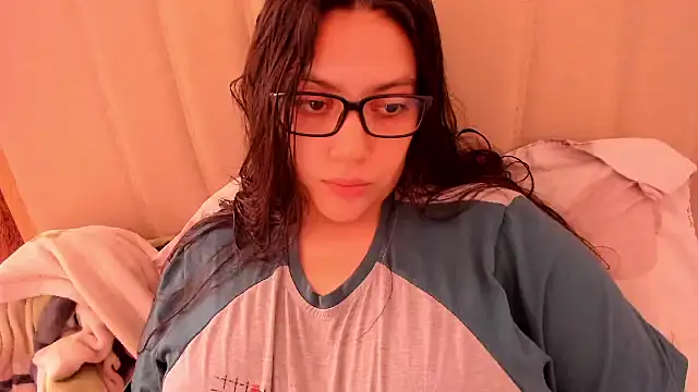 roniewester online show from April 9, 5:19 pm