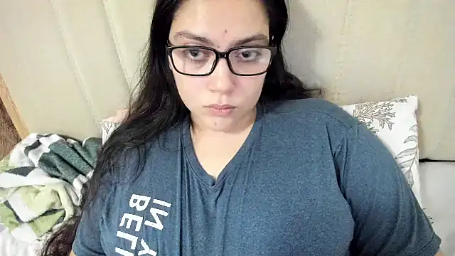 roniewester online show from February 21, 12:56 am