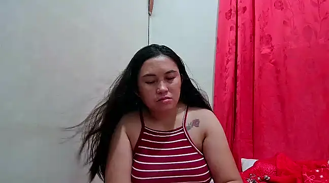 Snapshot of LalaiAsian chatting on February 27, 2:46 am LalaiAsian online show from February 27, 2:46 am