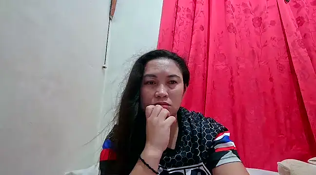Snapshot of LalaiAsian chatting on March 1, 12:07 am LalaiAsian online show from March 1, 12:07 am