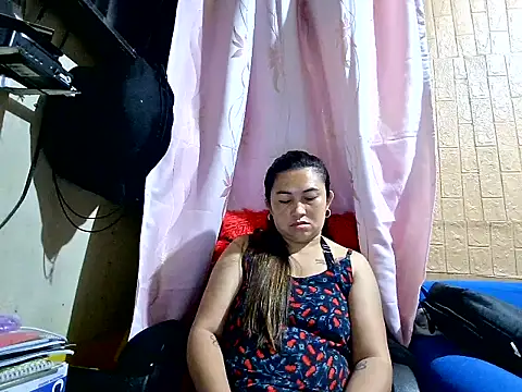 Snapshot of LalaiAsian chatting on June 16, 10:54 pm LalaiAsian online show from June 16, 10:54 pm
