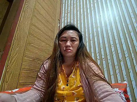 LalaiAsian online show from March 15, 10:28 pm