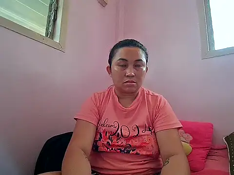 Snapshot of LalaiAsian chatting on September 27, 5:57 am LalaiAsian online show from September 27, 5:57 am