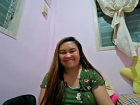 Snapshot of LalaiAsian chatting on September 18, 12:08 pm LalaiAsian online show from September 18, 12:08 pm