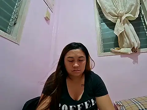 Snapshot of LalaiAsian chatting on September 15, 3:56 pm LalaiAsian online show from September 15, 3:56 pm