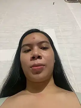 Hebefemme online show from March 7, 10:46 am