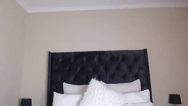 Sexynaughty Gal online show from November 7, 12:48 am