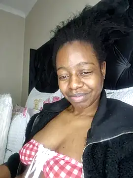 Snapshot of Sexynaughty_Gal chatting on July 8, 8:53 pm Sexynaughty Gal online show from July 8, 8:53 pm