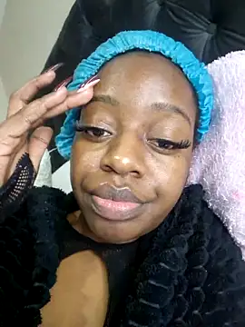 Snapshot of Sexynaughty_Gal chatting on June 22, 6:38 pm Sexynaughty Gal online show from June 22, 6:38 pm