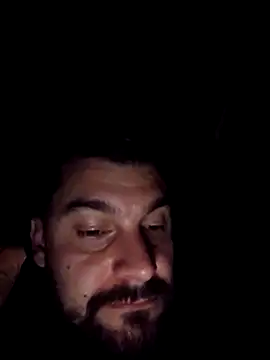 Snapshot of Dani199021 chatting on April 6, 7:31 am Dani199021 online show from April 6, 7:31 am