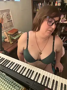 Adobe Angel online show from October 10, 9:59 pm