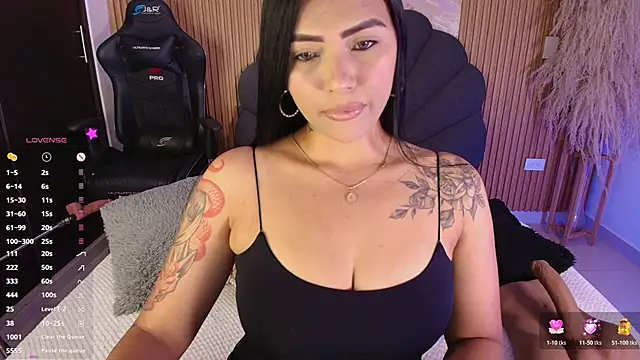 karol green  online show from October 22, 4:01 am