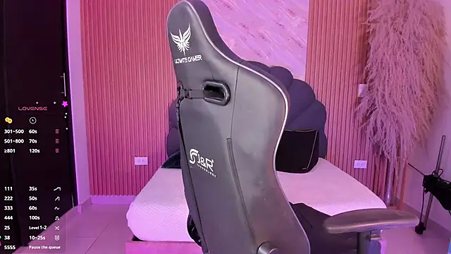 karol green  online show from October 22, 7:24 pm