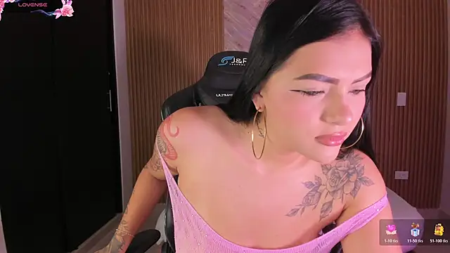 karol green  online show from February 14, 9:48 pm