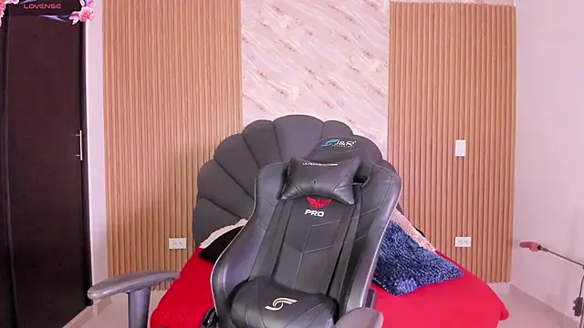 karol green  online show from February 9, 10:52 pm